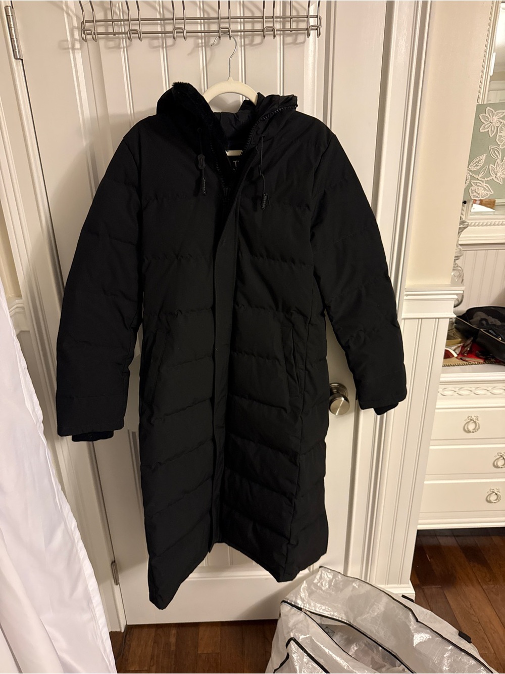 Aritzia The Powder Parka